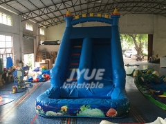 Inflaatble Fish Water Slide